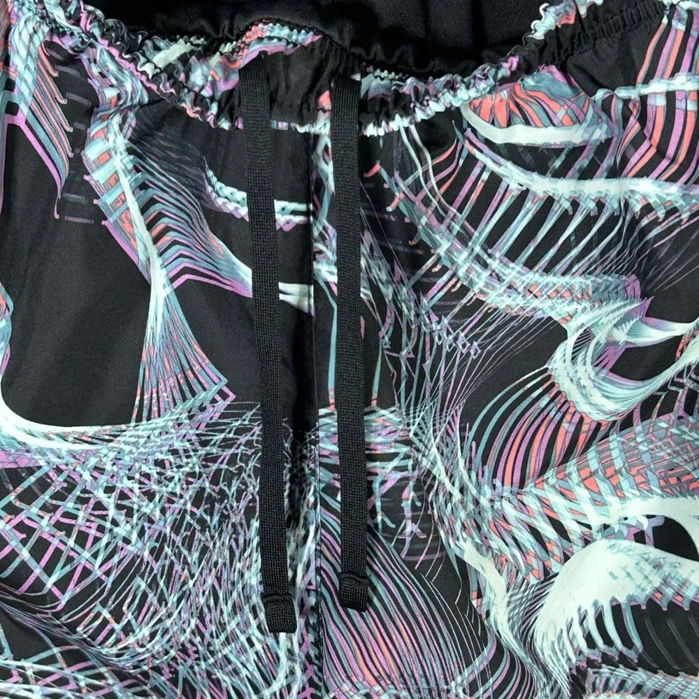 Nike Dri-FIT Running Shorts Women's Small Tempo‎ Abstract Geometric Print